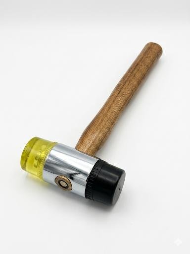 Martillo Pequeño de goma amarilla con negro