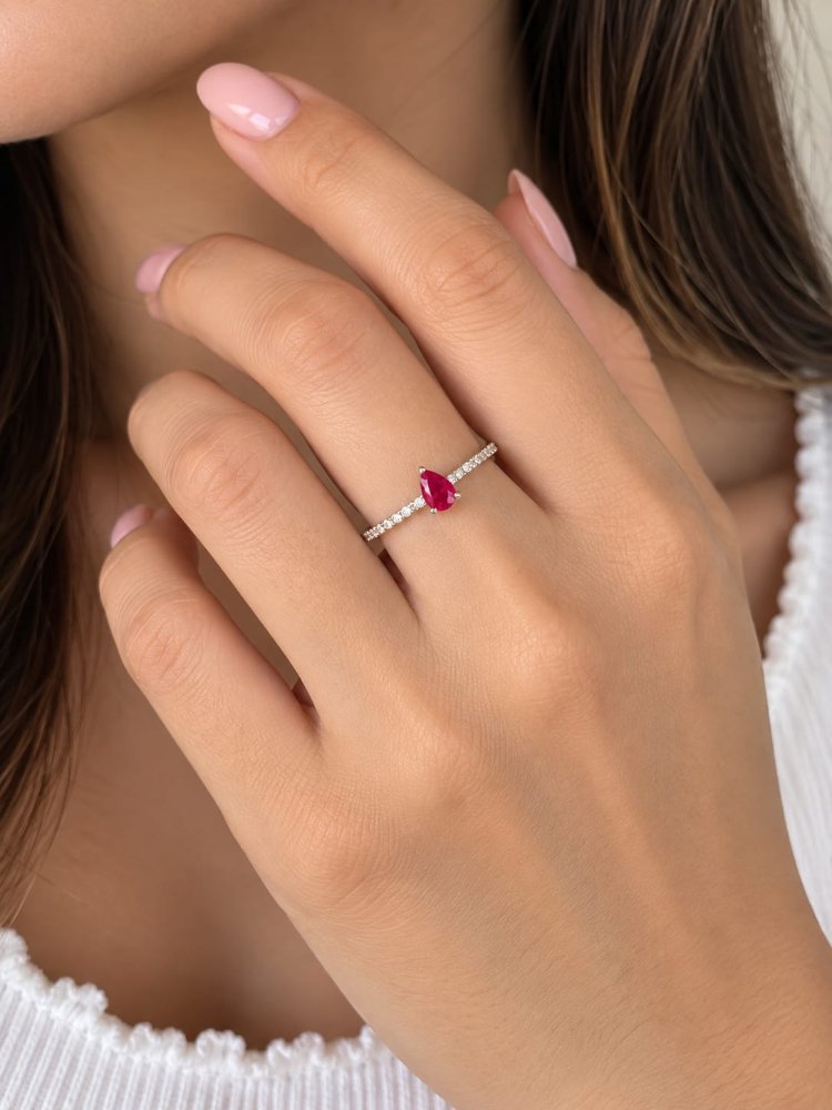 ANILLO C/ RUBI (0.9)
