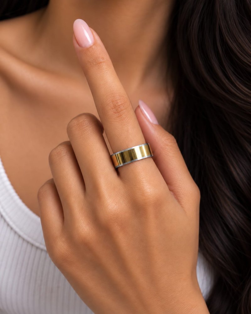 ANILLO ANCHO DORADO ACERO