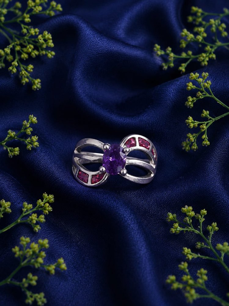 ANILLO AMATISTA OVALADA (6.7)