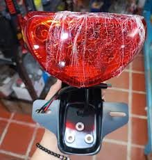 STOP LED CON BASE DE PLACA SBR 150CC 2025