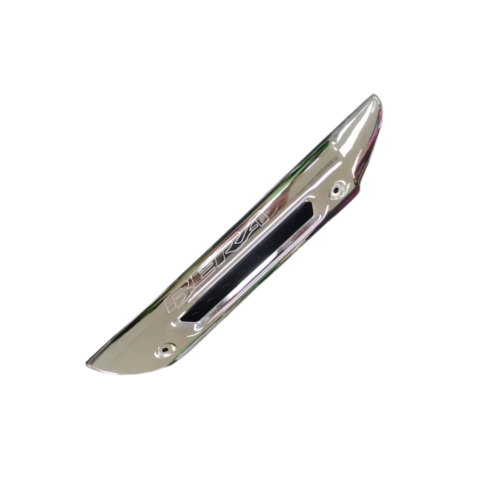 TAPA DECORATIVA LATERAL DEL TUBO DE ESCAPE SBR 150CC