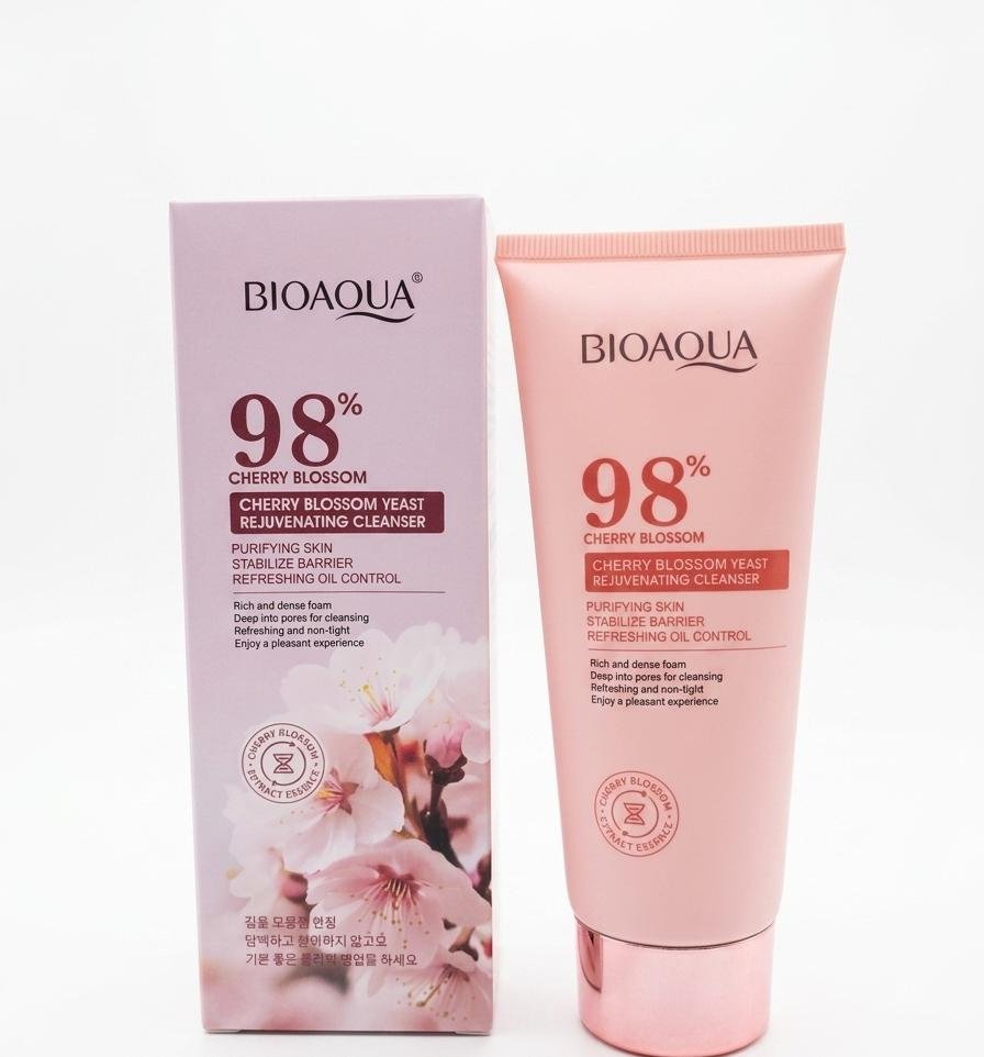 Bioaqua limpiador facial cereza