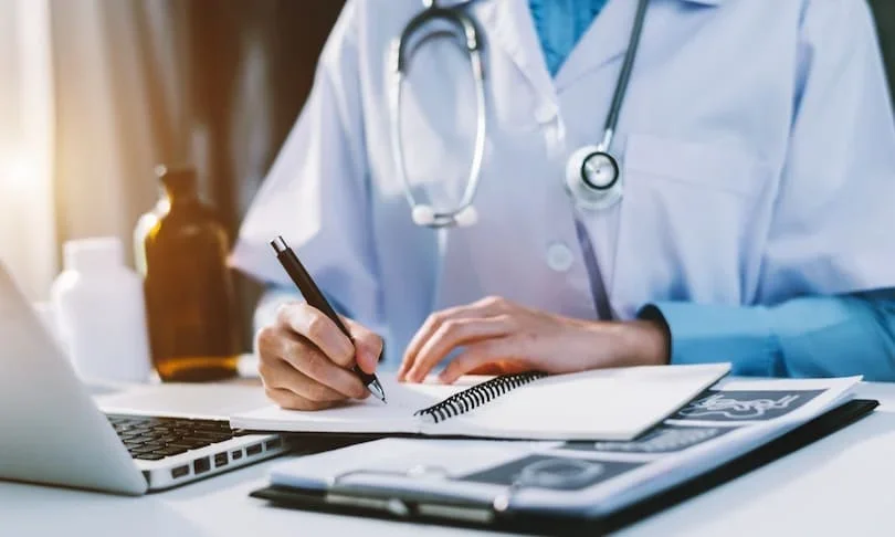 Un seguimiento al mes para medicina