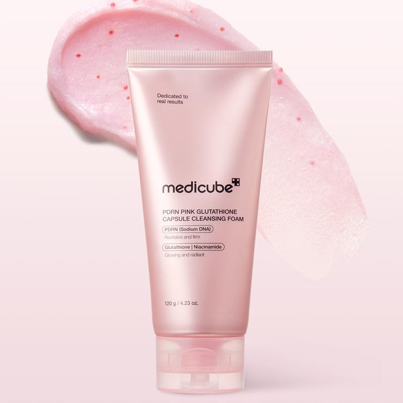 MEDICUBE PDRN PINK GLUTATHIONE CAPSULE CLEASING FOAM