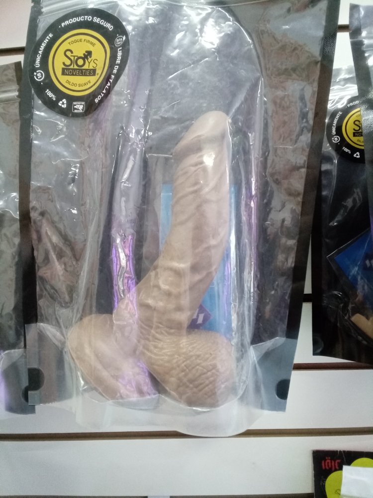 D dildo Tonny Chocolate