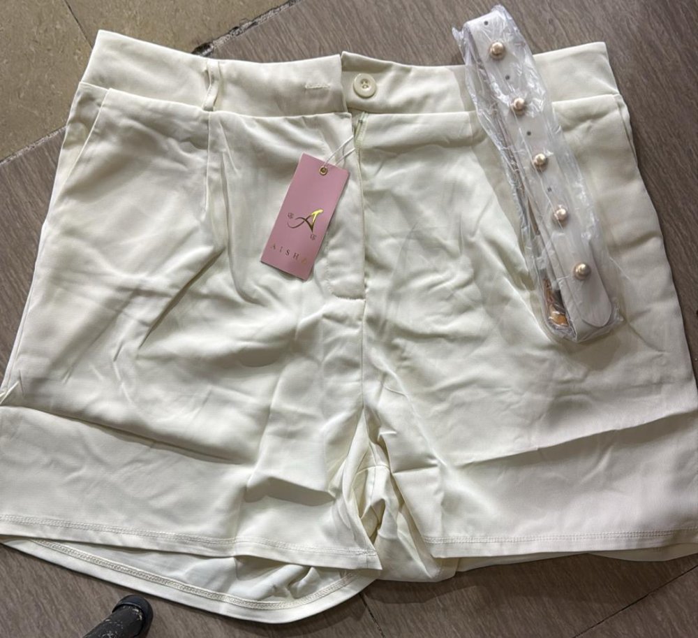 I- Shorts de Vestir con correa 32938