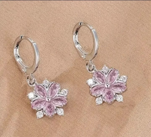Aretes diseño de Flor Color Rosa