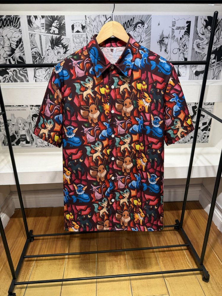 Camisa Eevee Evoluciones — Talle L