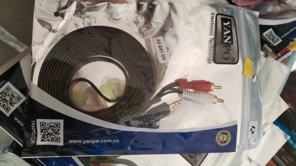 CABLE 2X1 3M 2.0