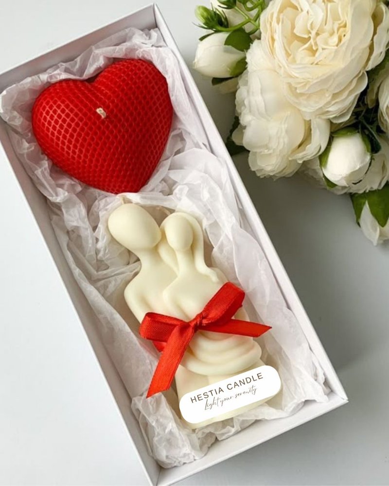 CAJA DETALLE CORAZON+PAREJA