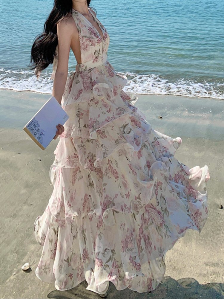 VESTIDO LARGO DE GASA CON CUELLO HALTER