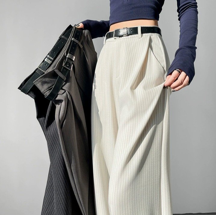 PANTALON DE TRAJE - COLOR NEGRO ESTILO REGULAR