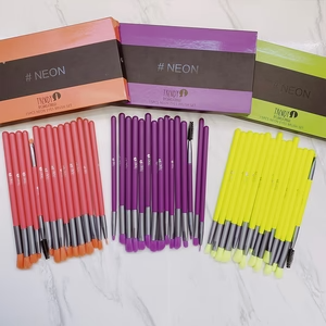 KIT DE BROCHA TRENDY X15 OJOS NEON ( ROSADO - AMARILLO)