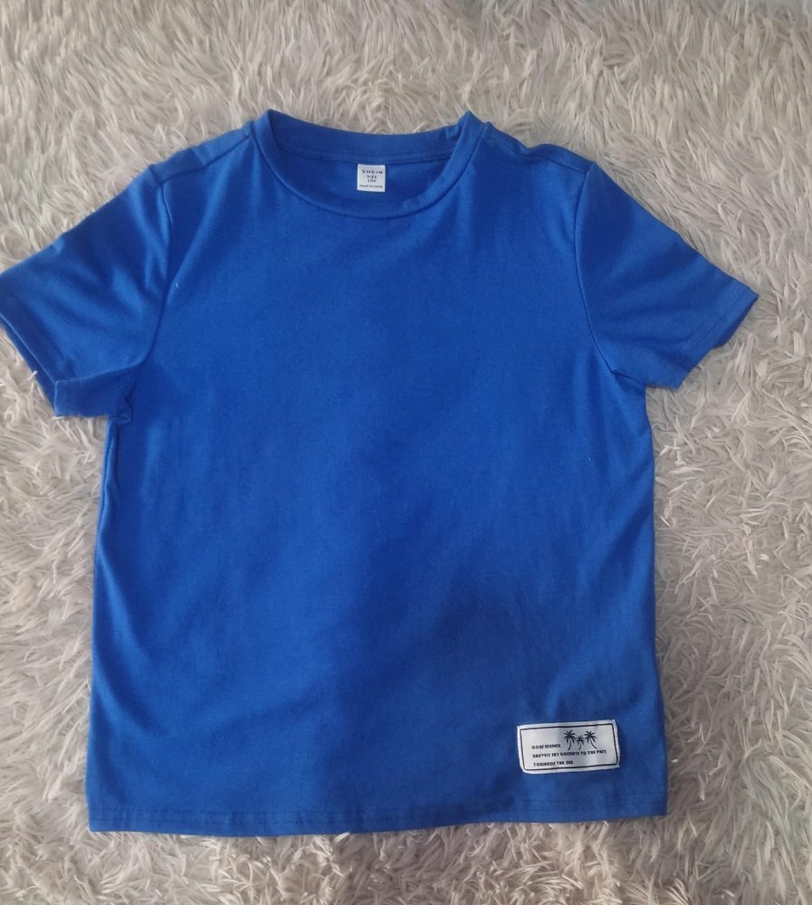 CAMISETA AZUL SHEIN