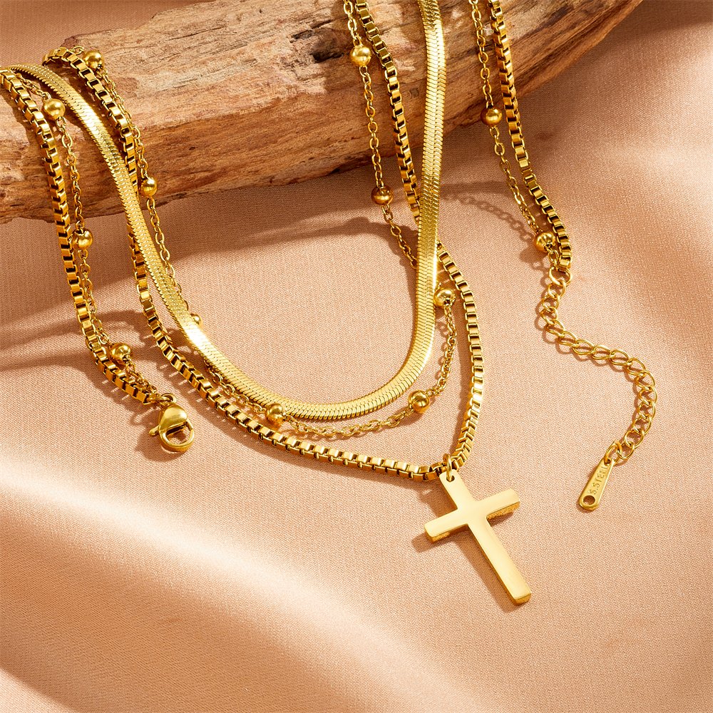 Gargantilla Cruz Minimalista en baño Oro 18K