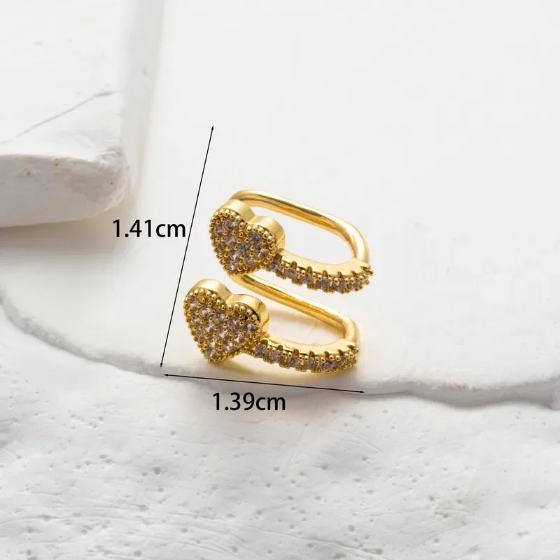 Ear Cuff Floral con Perla y Circón 4