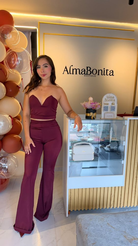 set pantalón y corset elegante