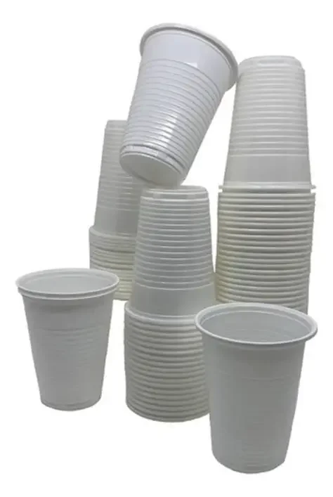 vasos plástico de 180c  x100 U