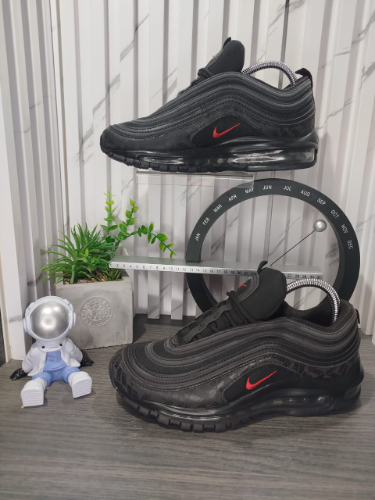 Nike 20000 Ng