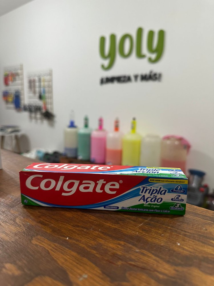 Colgate Triple acción 70gr