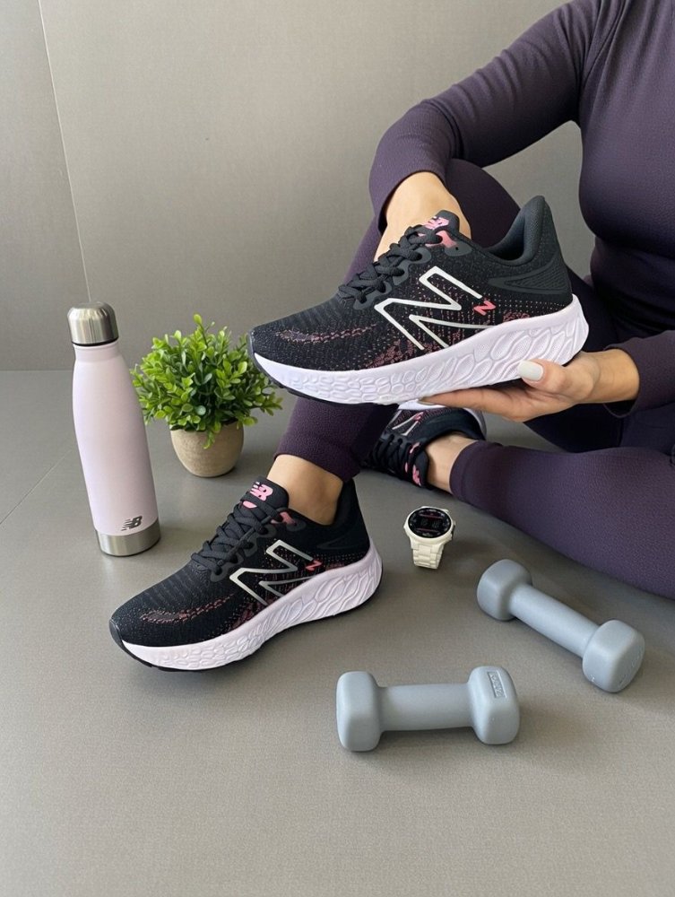 new balance preto pink caixa