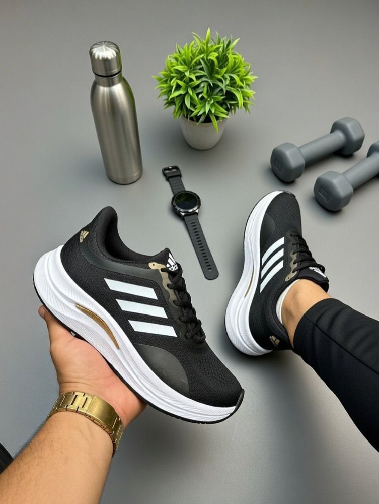 adidas slin preto dourado caixa alta