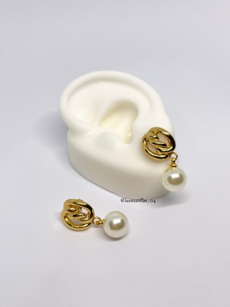 Aritos de cadena con perla colgante