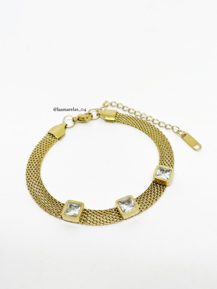 Pulsera de cuadros claros