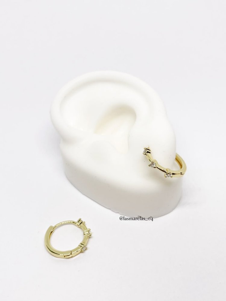 Argollas redondas piedritas N° 35 - Laminado de oro.