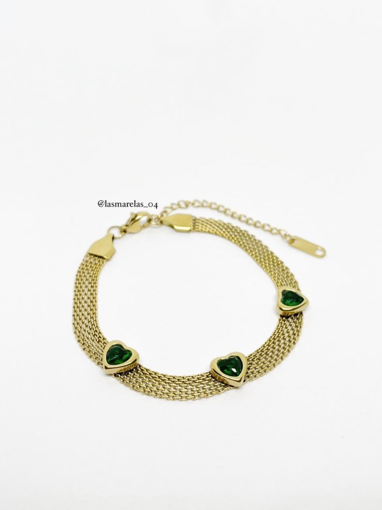 Pulsera de corazones verdes