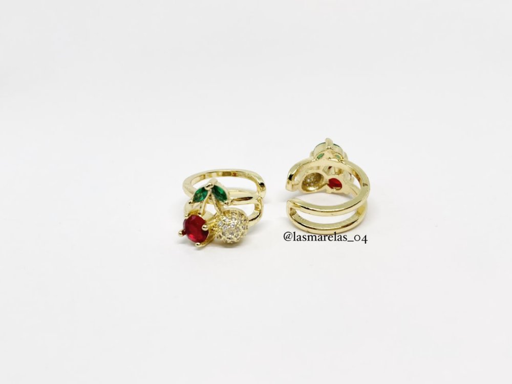 Ear cuff N° 12 Cerezas - Laminado de Oro