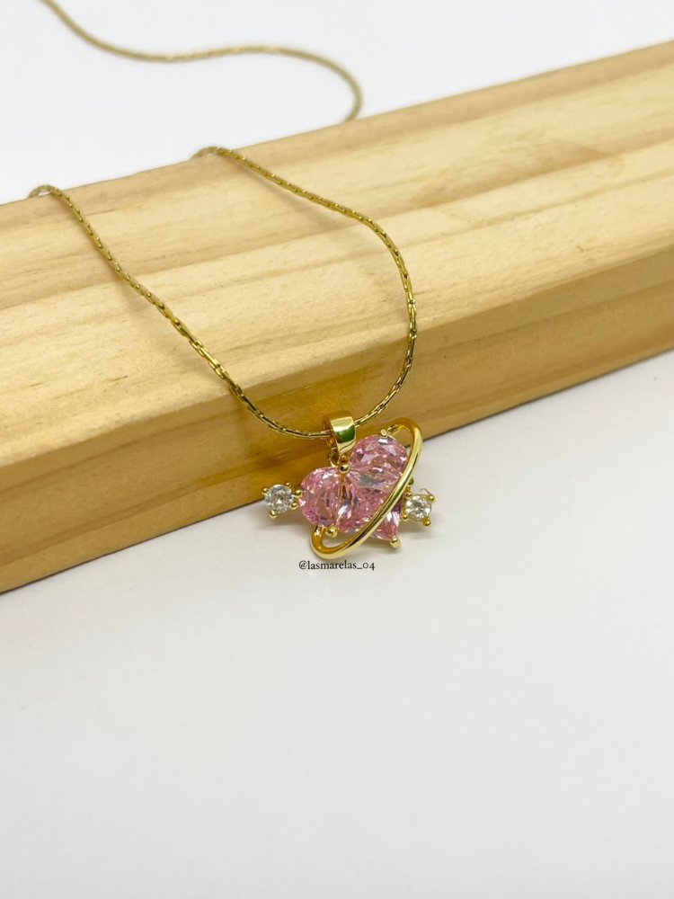 Cadena corazon con estrellas