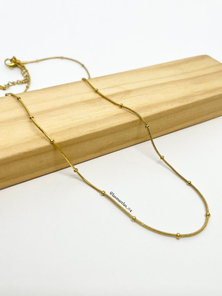 Cadena de pelotitas pequeñas