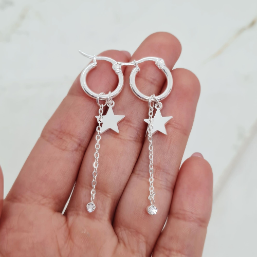 Argollas acero blanco con estrella y strass colgante