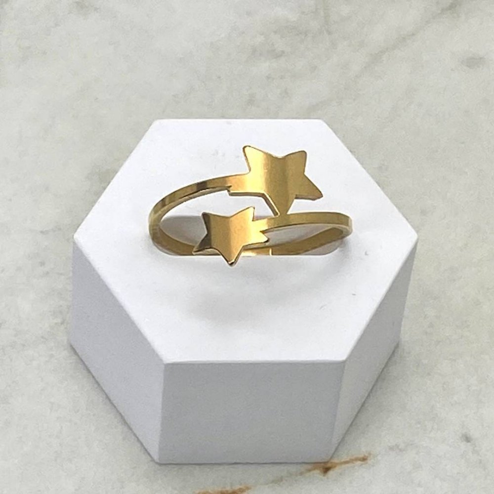 Anillo doble estrella cruzada- acero dorado