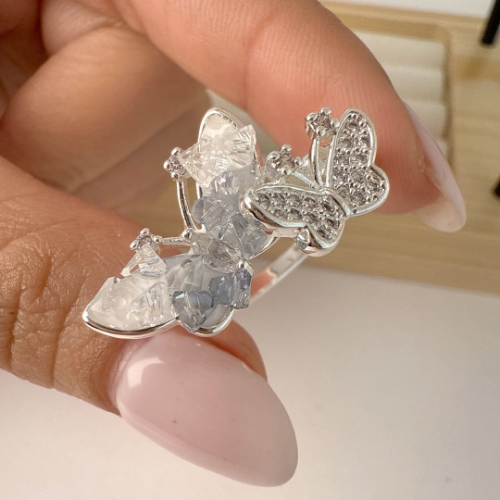 Anillo Mariposas Elice - Piedras blancas/grises