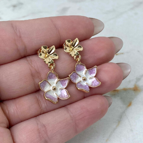 Aros acero dorado flor lisa con flor colgante - Lila