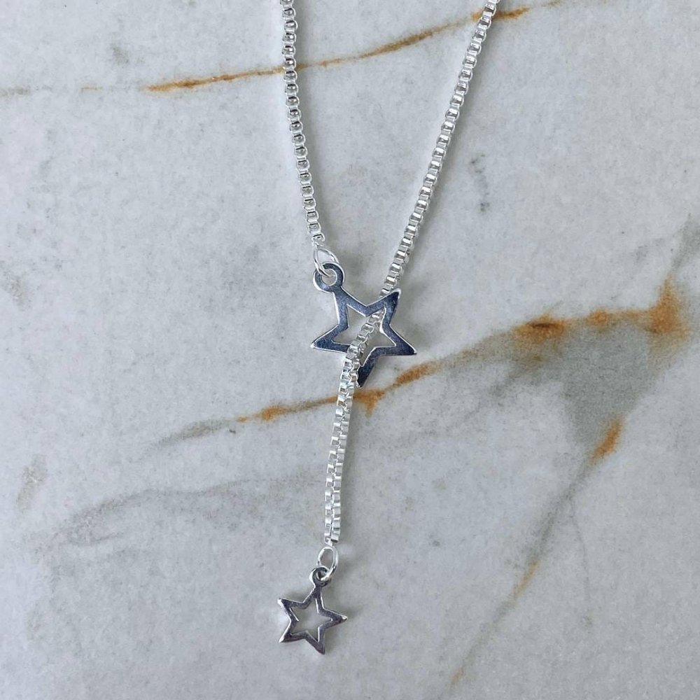 Collar corbatero veneciana doble estrella - acero blanco