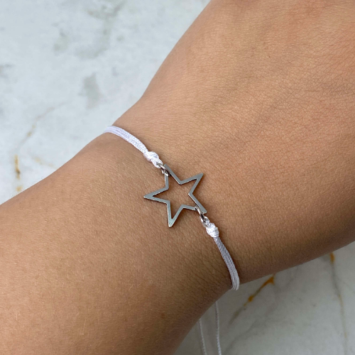 Pulsera de hilo regulable con dije estrella - Blanca