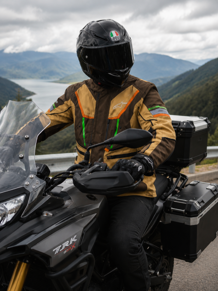 CHAQUETA CON PROTECCION  TOURING WP CAFE