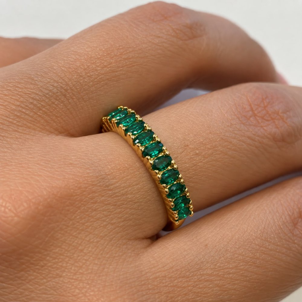 Anillo dorado zircones verdes graduable - 792
