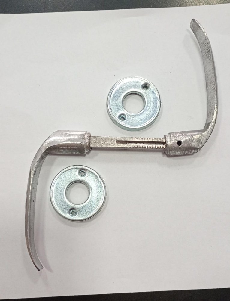 Picaporte aluminio perno mediano