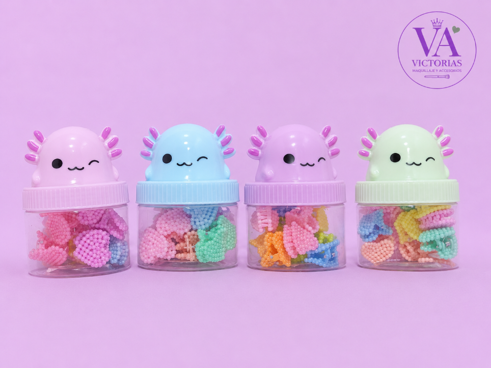 Set de mini ganchitos en forma de corazones  para el cabello
