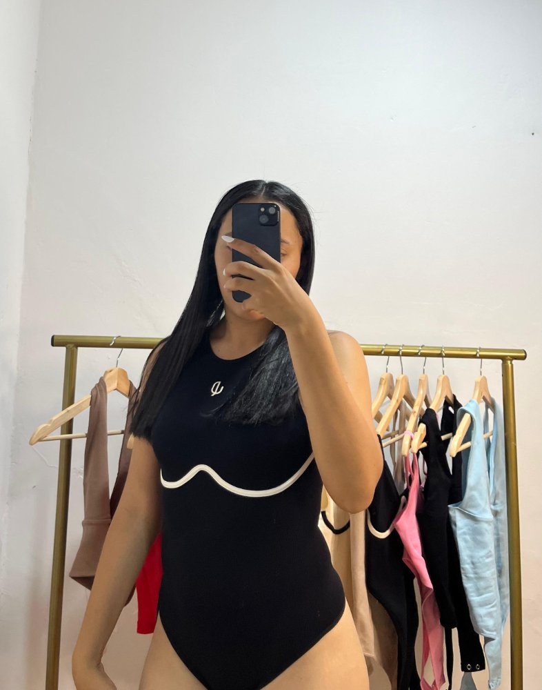 56244-N BODY AMERICANO NEGRO