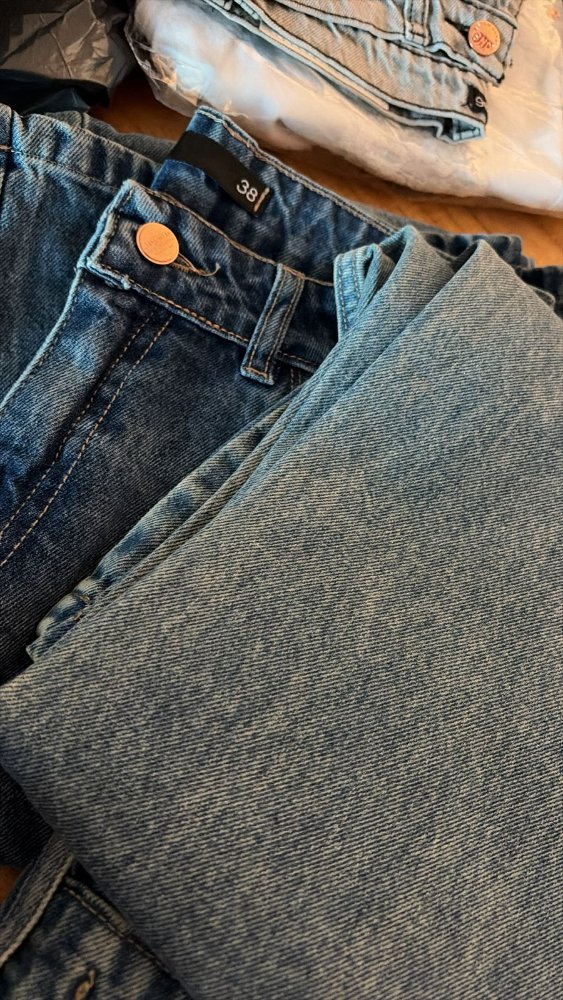 JEANS LEG TIRO BAJO