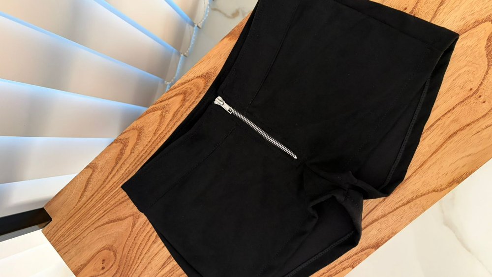 SHORT GAMUZADO