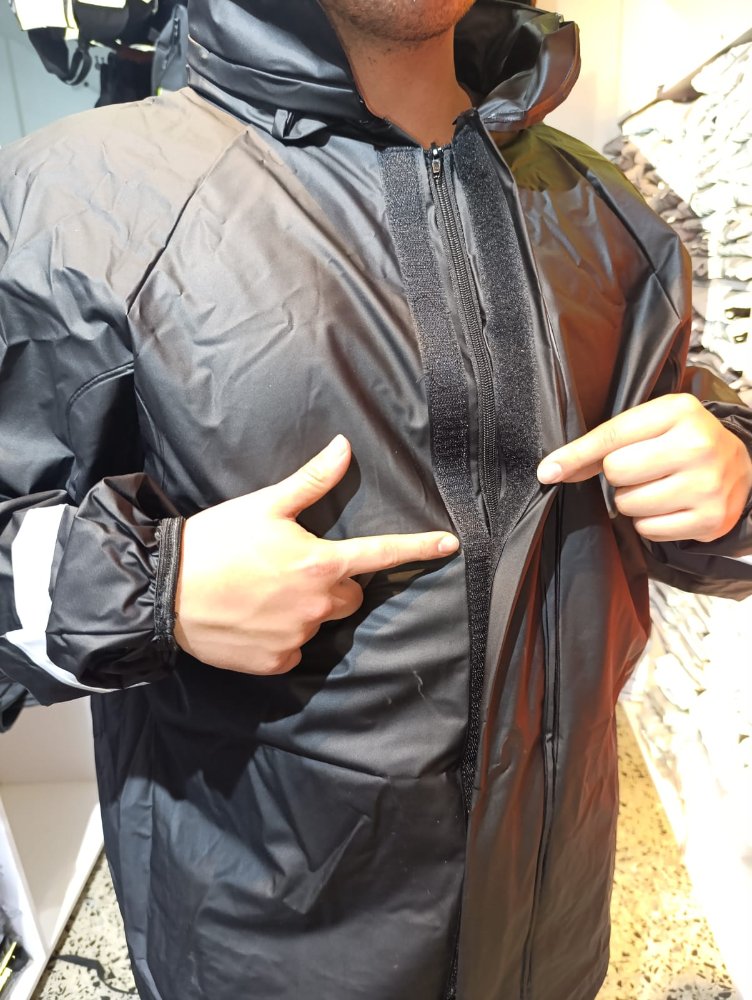 IMPERMEABLE MOTERO