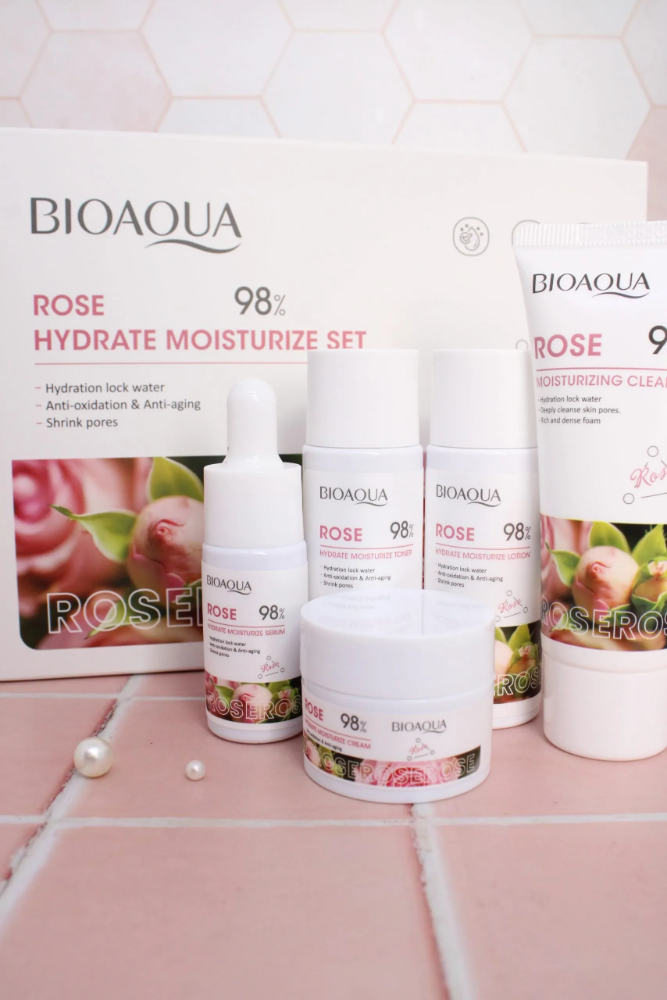 KIT VIAJERO DE ROSAS Y ACIDO H BIOAQUA