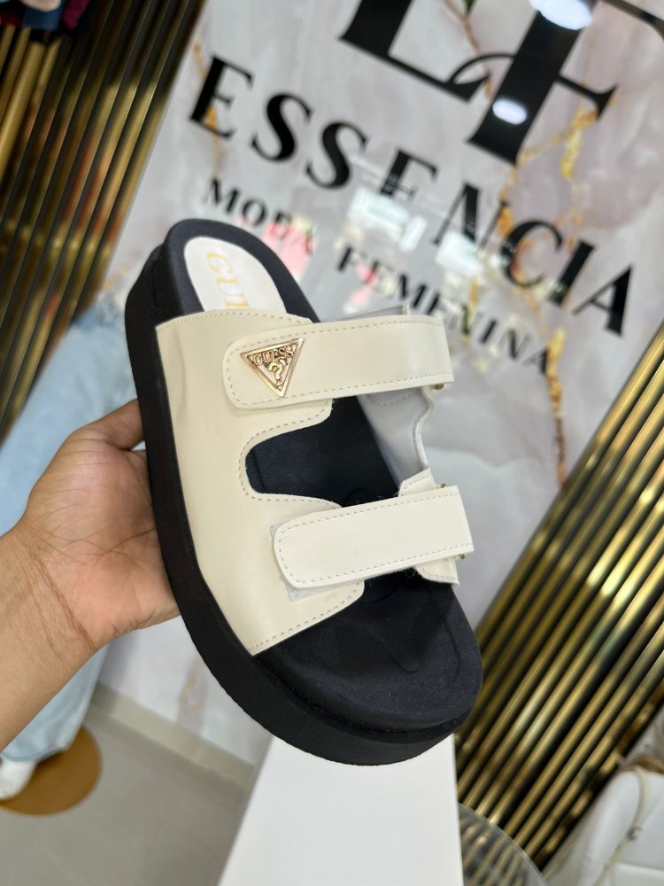 SANDALIAS GUESS BLANCA